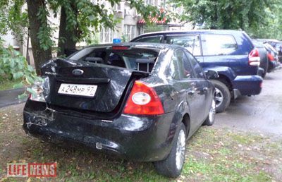 Автоугонщик привлек внимание полицейских грубой ездой по Москве на машине с особыми номерами и был задержан