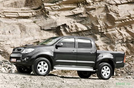 Toyota пополнит свой модельный ряд в России внедорожником и пикапом (фото)