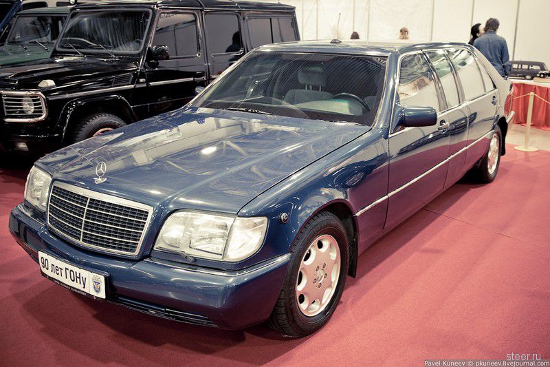 Зарубежные авто Гаража особого назначения. Авторские фото Павла Кунеева