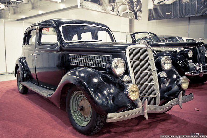 Зарубежные авто Гаража особого назначения. Авторские фото Павла Кунеева