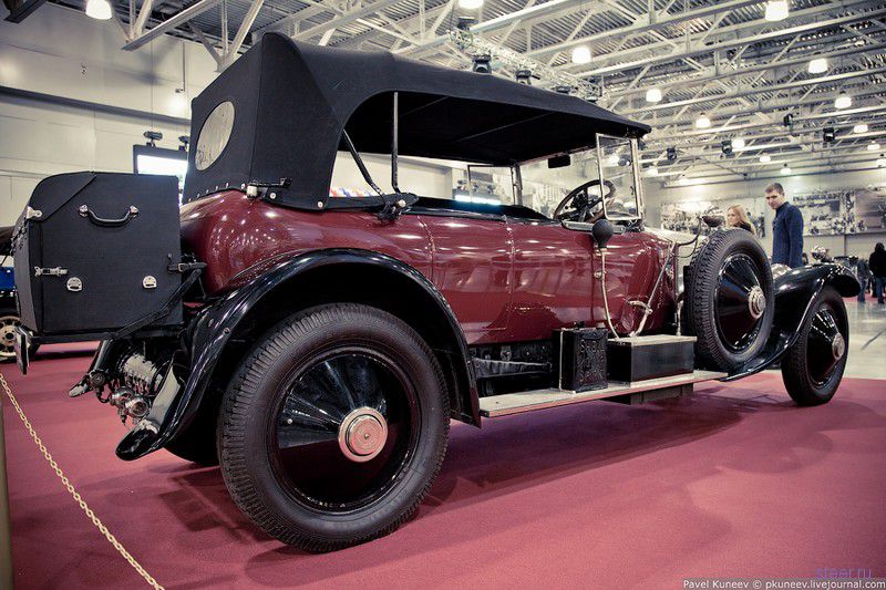 Зарубежные авто Гаража особого назначения. Авторские фото Павла Кунеева