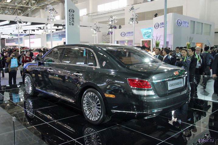 Geely представит членовоз с троном (фото)