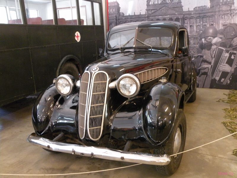 Мосфильм. Машины времени (фото)