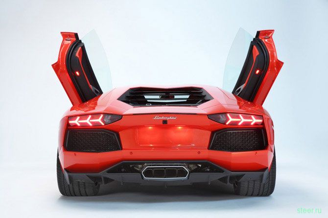 2012 Lamborghini Aventador LP700-4 (фото и видео)