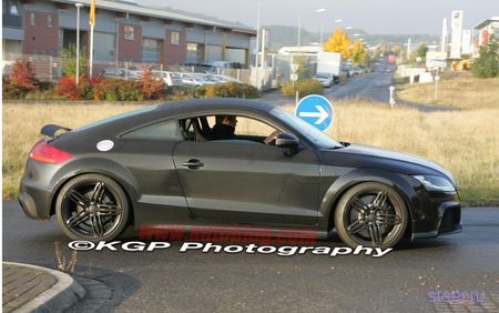 Audi TT-RS и RS5 засекли на тестах (фото)