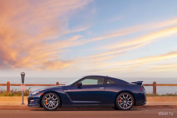 Nissan GT-R: 0-100 км/ч всего за 3 секунды (фото)