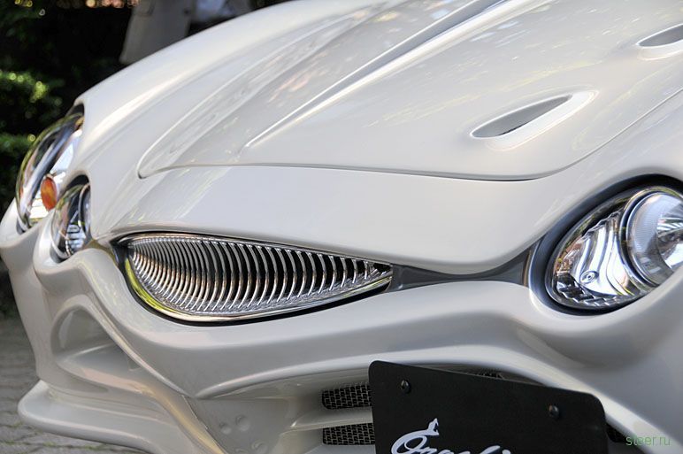 Mitsuoka Orochi Gold Premium : Mitsuoka выпустила 20 новых супер-каров (фото)