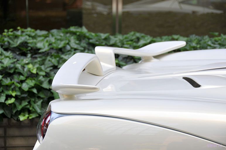 Mitsuoka Orochi Gold Premium : Mitsuoka выпустила 20 новых супер-каров (фото)