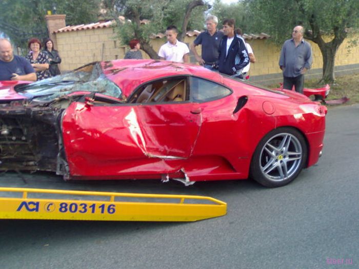 Арендованный для свадьбы Ferrari F430 разбили вдребезги (фото и видео)