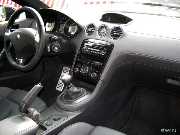 Peugeot RCZ: Самая странная модель Peugeot уже в России (обзор и фото)