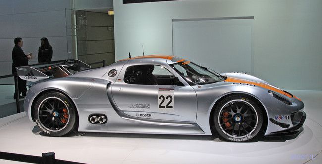 Порше 918 RSR