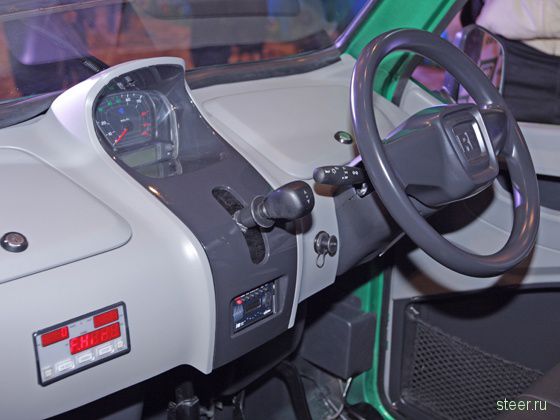 Bajaj RE60 : Представлен автомобиль за 60 тысяч рублей (фото)