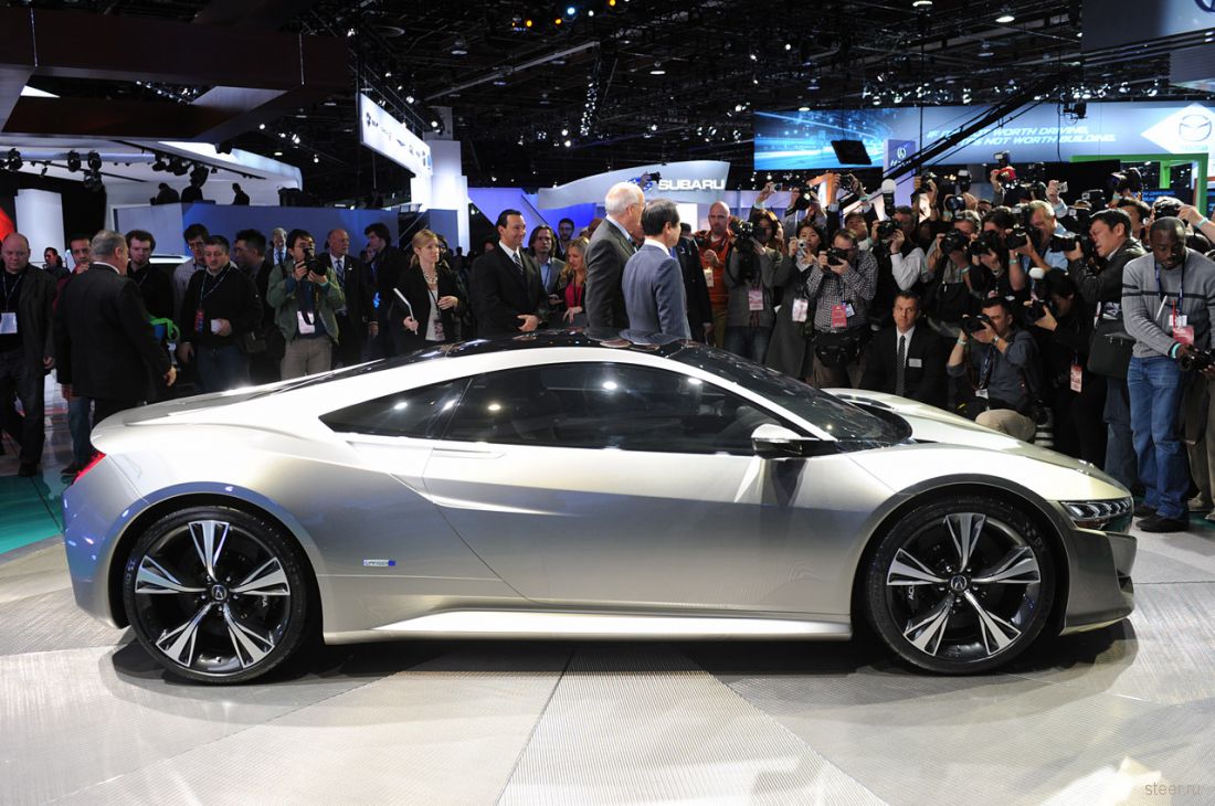 Honda провела дебют нового поколения суперкара Acura NSX (фото)