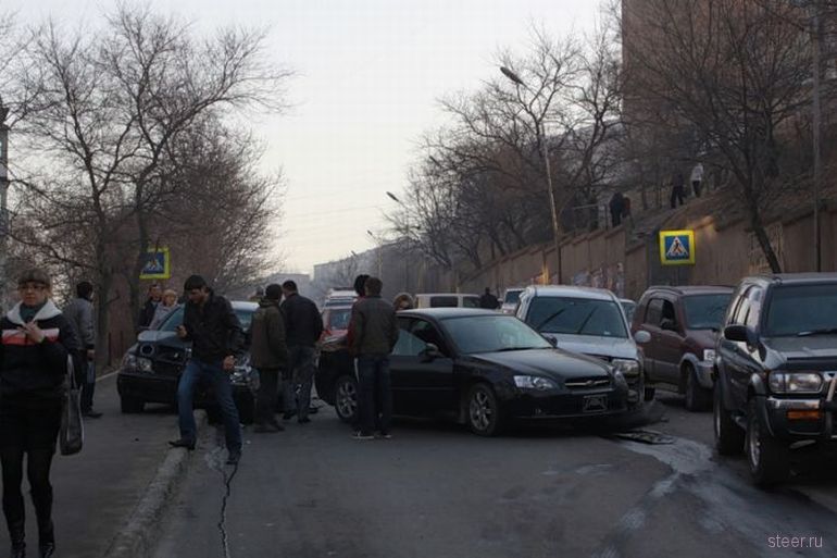 Крупное ДТП во Владивостоке (фото)