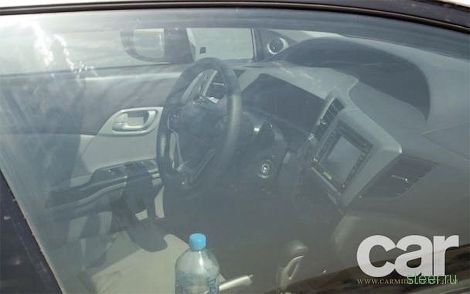 Новый седан Honda Civic без камуфляжа (фото)