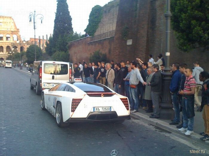 Giugiaro Quaranta : чисто римское такси (фото)