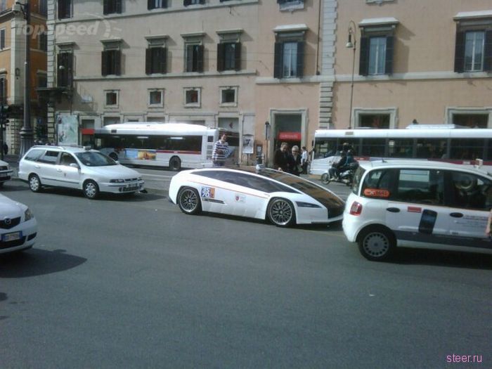 Giugiaro Quaranta : чисто римское такси (фото)