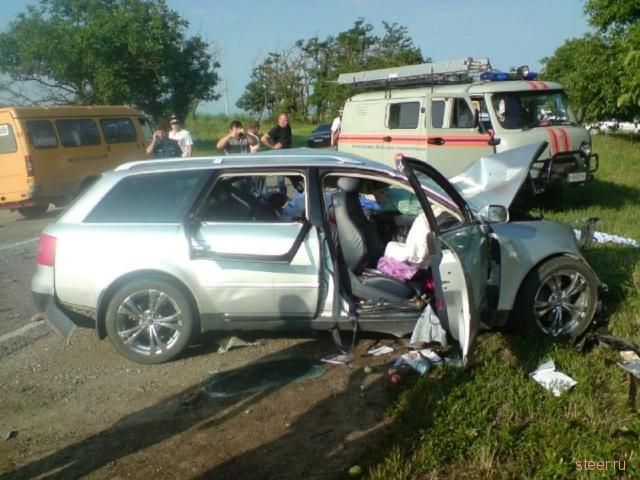 Пятигорск: Трое погибших при выезда не встречную (фото)