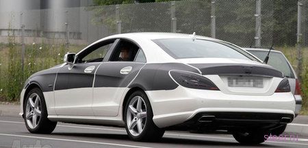 Новый Mercedes CLS. Первые шпионские снимки (фото)