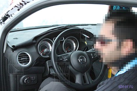 Opel Allegra : Фотошпионы рассекретили интерьер субкомпактного 