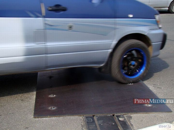 Как у нас чинят дороги (фото)