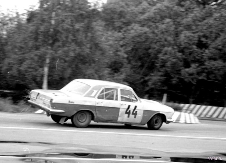 Кольцевые автогонки в СССР 1970-80г. (фото)