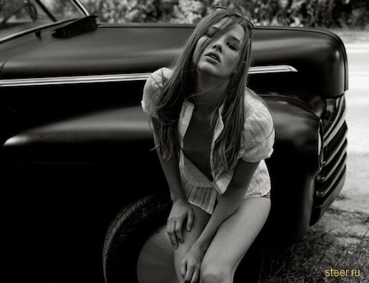 Сочетаемая красота : женщины и автомобили (фото)