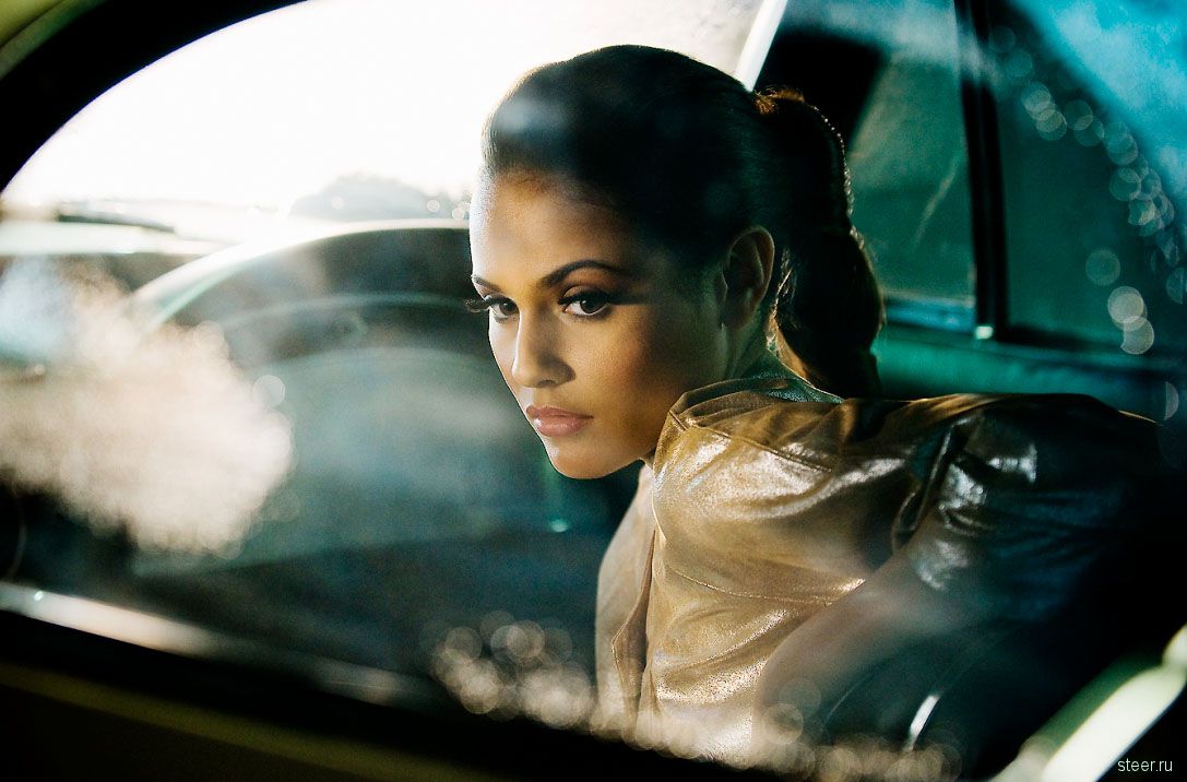 Сочетаемая красота : женщины и автомобили (фото)