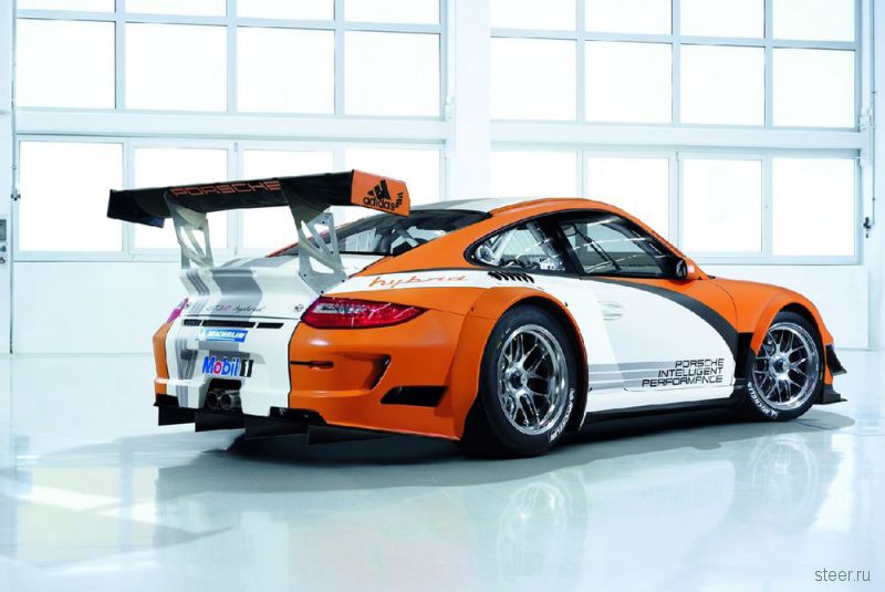 Porsche создал гибридный суперкар 911 GT3 R (фото)
