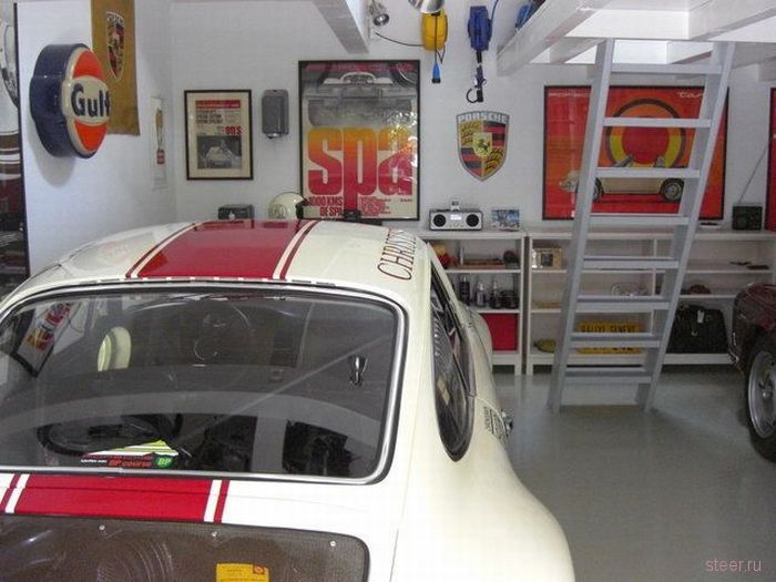 Достойный гараж фаната Porsche (фото)