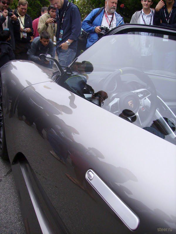 Porsche 918 Spyder с гибридным двигателем (фото)