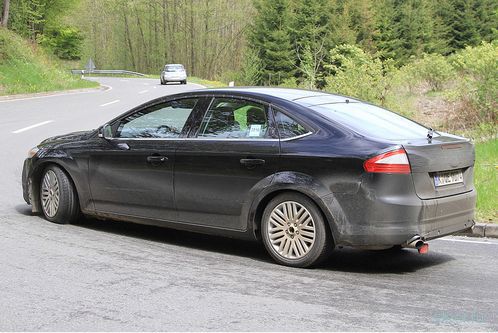 Обновленный Ford Mondeo – премьера осенью (фото)