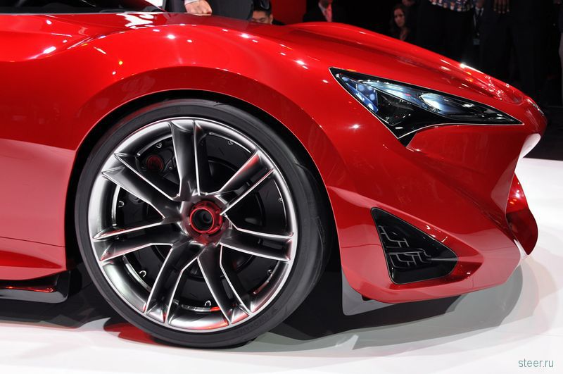Toyota представила в Нью-Йорке яркое молодежное заднеприводное купе, разработанное совместно с Subaru (фото)