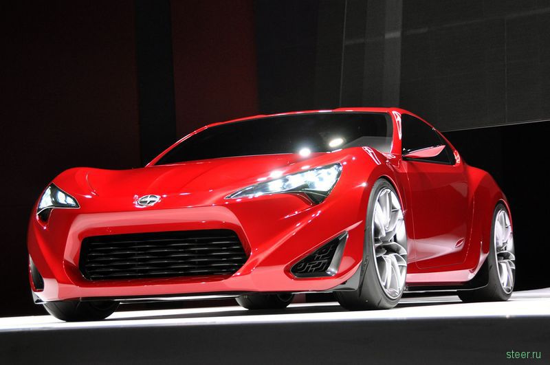 Toyota представила в Нью-Йорке яркое молодежное заднеприводное купе, разработанное совместно с Subaru (фото)