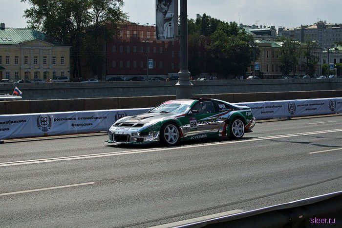 Кремлевский дрифт : Bavaria Moscow City Racing 2010 (фото и видео)