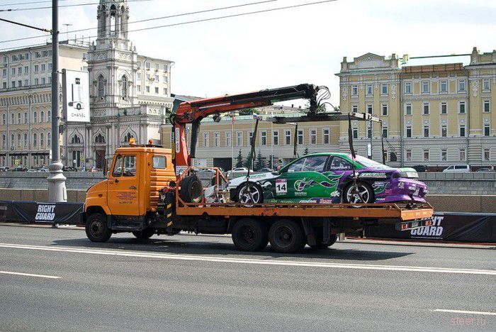 Кремлевский дрифт : Bavaria Moscow City Racing 2010 (фото и видео)