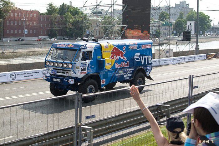 Кремлевский дрифт : Bavaria Moscow City Racing 2010 (фото и видео)
