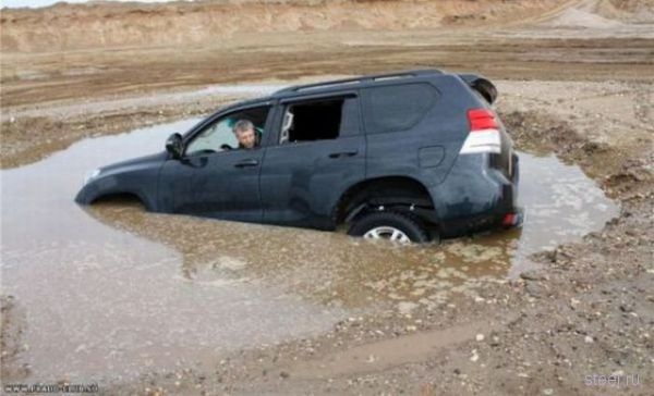 Неудачный тест внедорожника (фото)