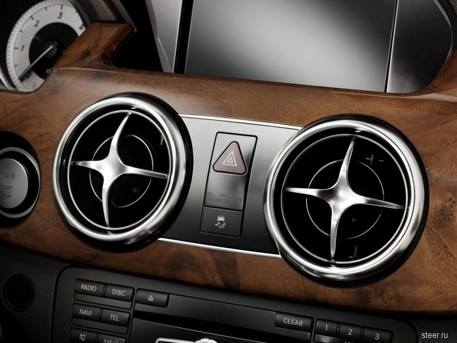 Mercedes-Benz обновил кроссовер GLK (фото)