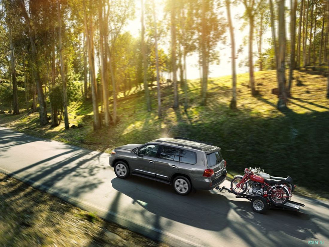 В России стартовали продажи обновленного Land Cruiser 200 (фото)
