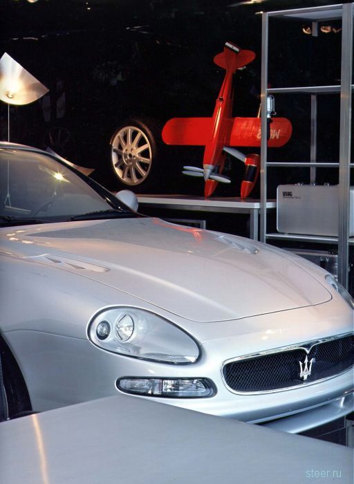 Достойный гараж для Maserati  (фото)
