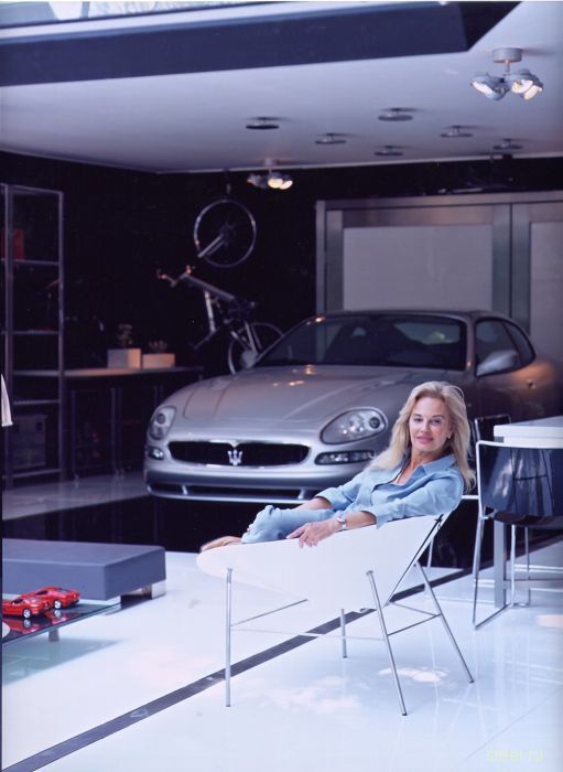 Достойный гараж для Maserati  (фото)