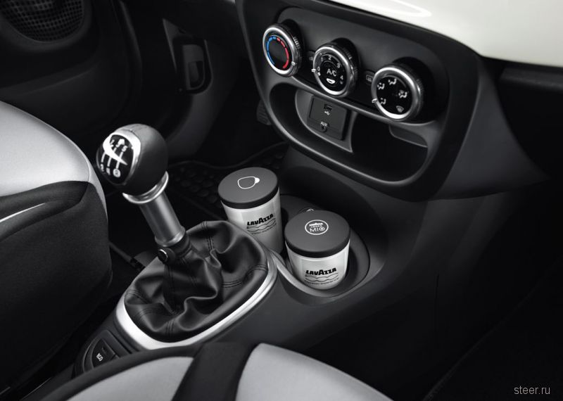 Кофемашина — новая опция для автомобилей Fiat 500L (фото)