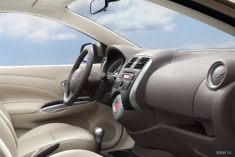 В Китае показали дешевый глобальный седан Nissan Sunny (фото)