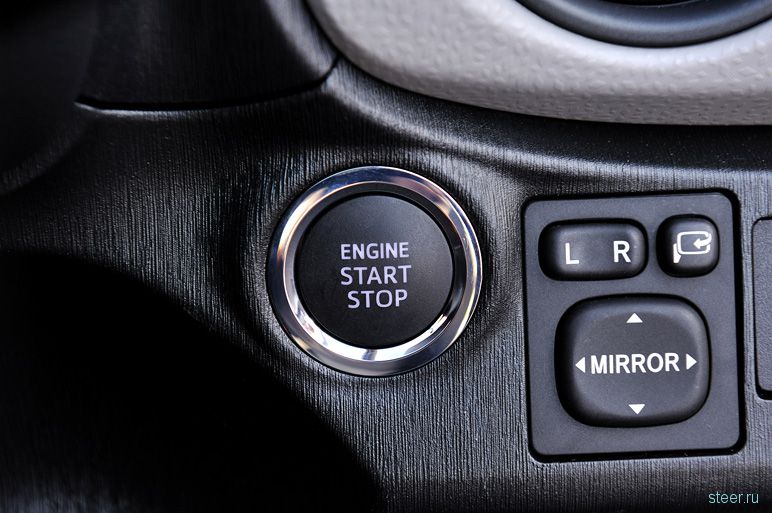 Toyota выпустила новое поколение хэтчбека Vitz (Yaris) (фото)