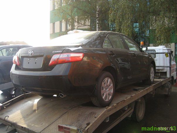 Утилизация бракованной Toyota (фото)