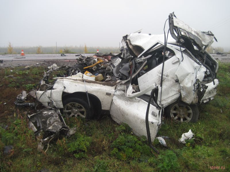 3 человека погибли в результате ДТП произошедшего на 209 километре автодороги Курск-Саратов.