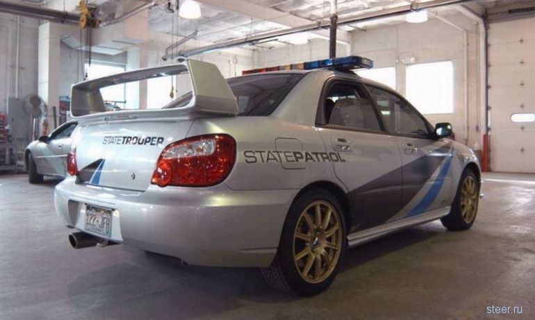 Полицейские автомобили