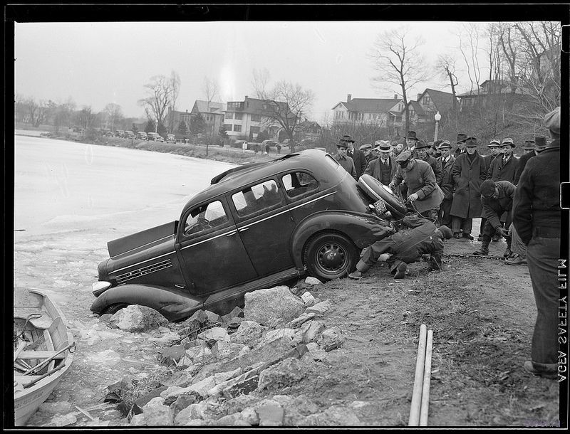 Автомобильные аварии 40-х годов