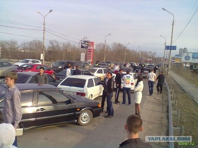 В Перми 21 марта около 200 машин решили провести акцию за тонировку.